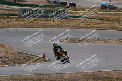 media/Apr-19-2025-AHRMA (Sat) [[3d98ca3309]]/Race/Group 1/Turn 4/